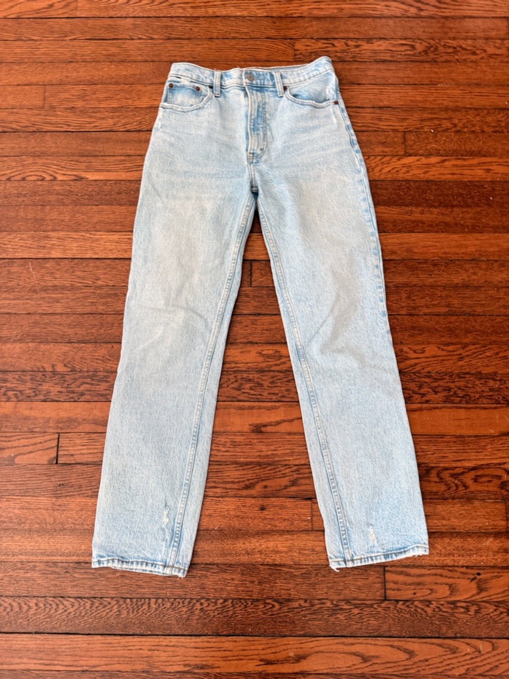 Abercrombie light wash curve love 90s straight ultra high rise jeans